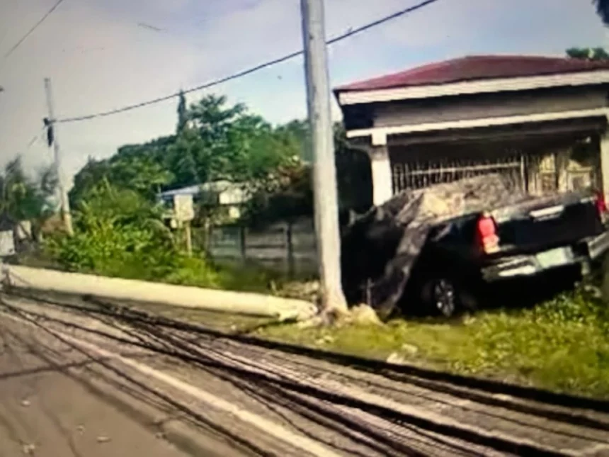 2 soldiers injured in road crash robbed of firearms