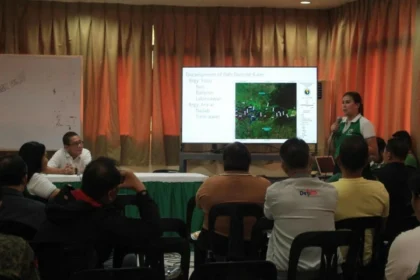 257 Kanlaon-hit families in La Carlota City to decamp