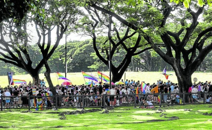 3 pickpockets nabbed at Pride Month event