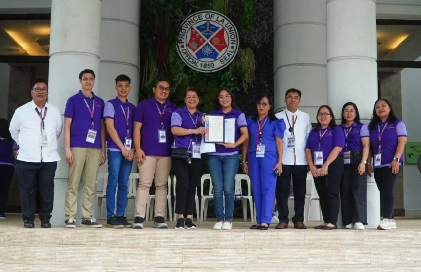 CSC awards collective negotiation agreement to La Union provincial government employees group