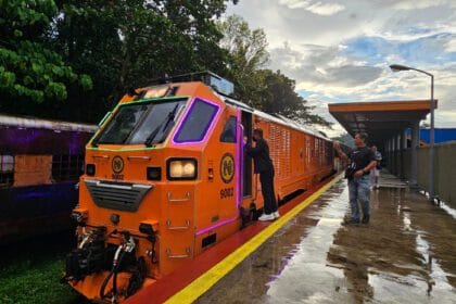 Drunken man loses leg after being hit by train