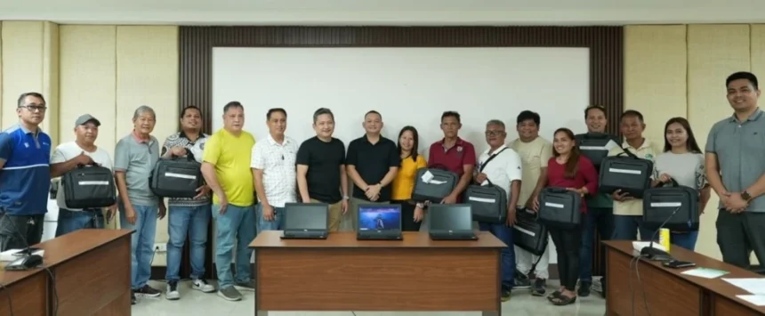 Globe provides laptops to Bohol barangays