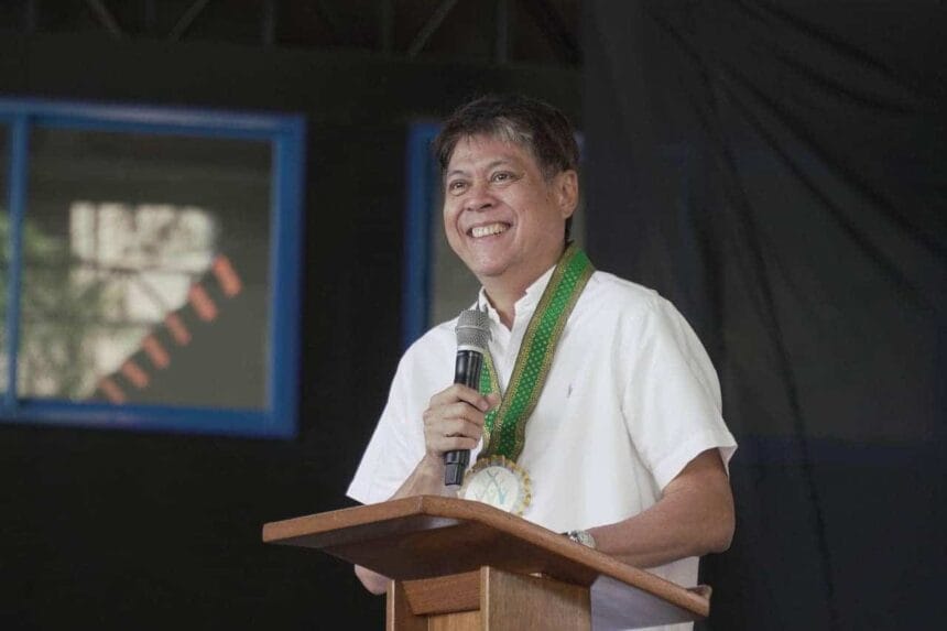 Senate orientation, pictorial a 'sweet, happy' return for Pangilinan