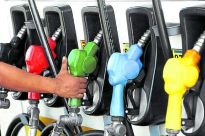 Senator urges swift aid if Dubai crude hits $80 amid M. East conflict