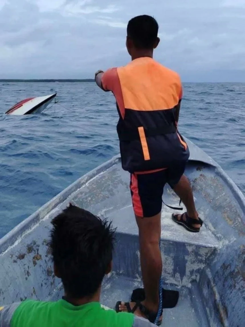 Suspected human trafficking victim dies as boat bound for Malaysia capsizes off Palawan