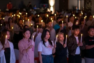 Taguig holds International AIDS Candlelight Memorial Day