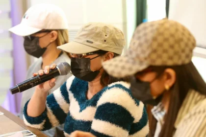 Wives of 3 Pinoy seamen jailed in Algeria appeal for government help