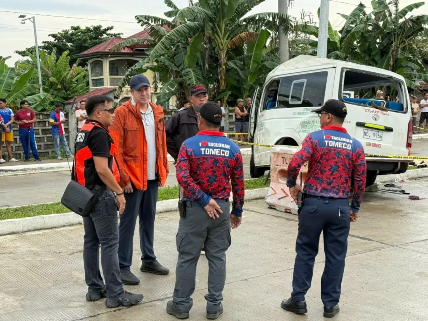 Woman killed as passenger van rams light post in Tacloban