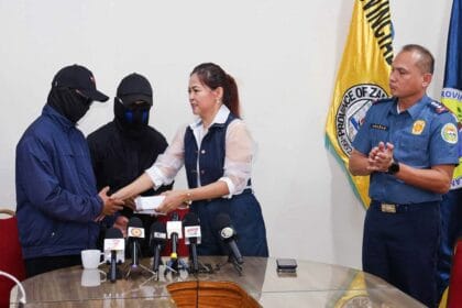 2 tipsters get P1 M for info on Zambo Sur village execs' murders