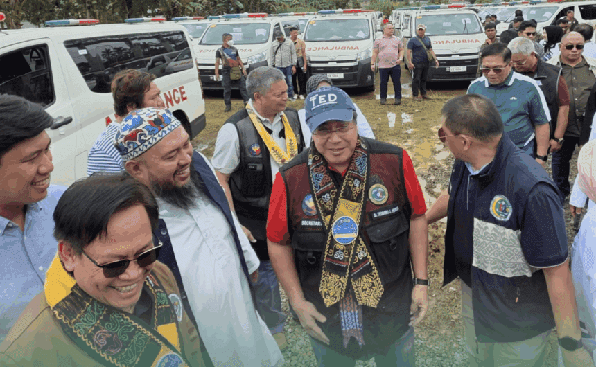 41 Lanao del Sur LGUs get ambulances from DOH