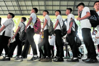Bacolod City councilors urge Congress to review K to 12 program