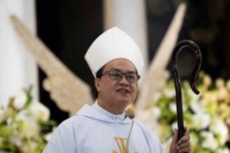 Cardinal David slams online gambling's effects on Filipinos