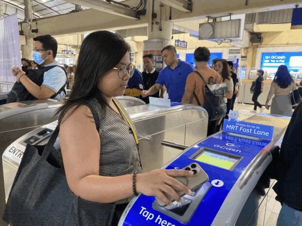 DOTr adds turnstiles for cashless payments at MRT-3