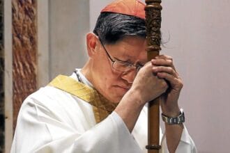 Fake accounts link Cardinal Tagle to some products and groups