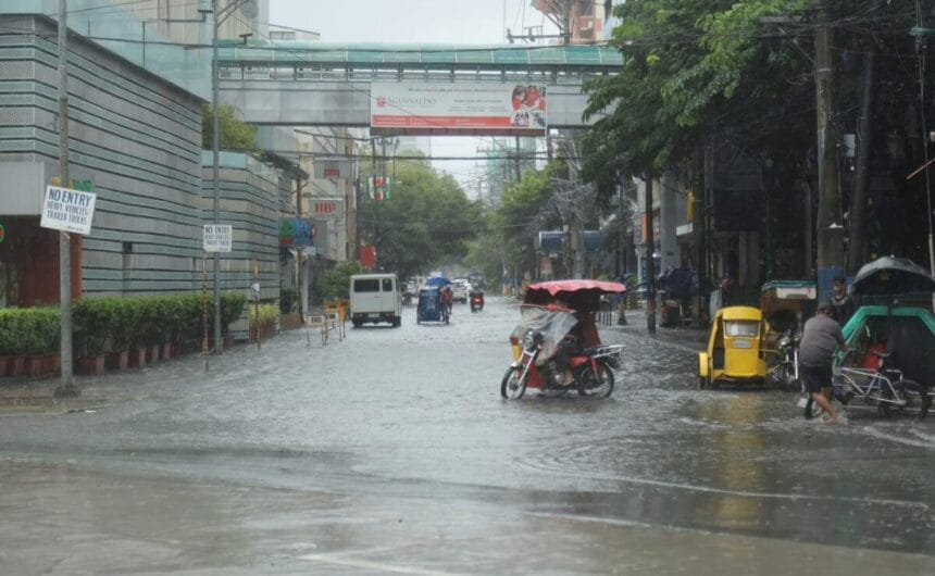 Floods hit roads in Metro Manila on Saturday — MMDA