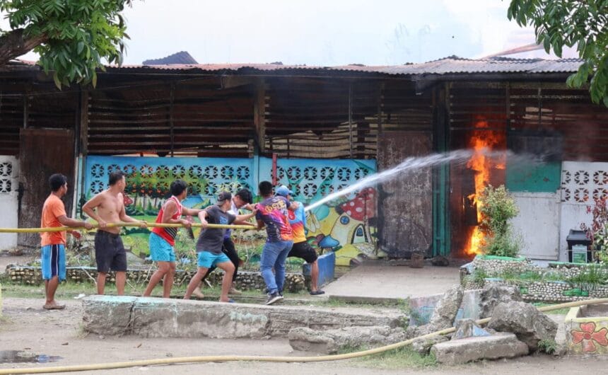 Hour-long fire guts six classrooms in Misamis Oriental town