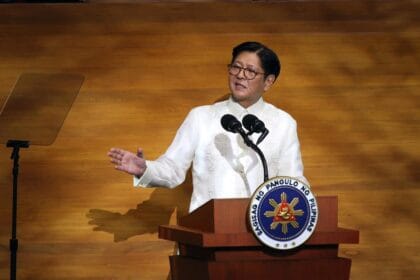 KWF lauds Marcos for using Filipino language