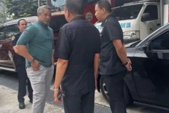 Makati fire station officials sacked over vehicles blocking truck bay