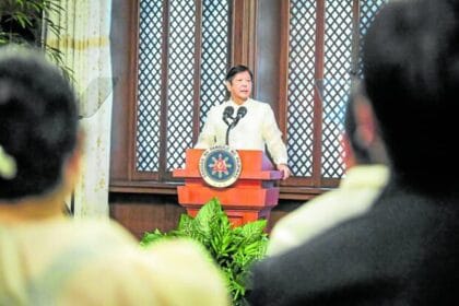 Marcos okay with public execs waiving bank secrecy rights