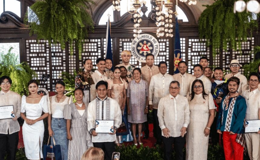 Marcos puts spotlight on unheralded workers of art industry