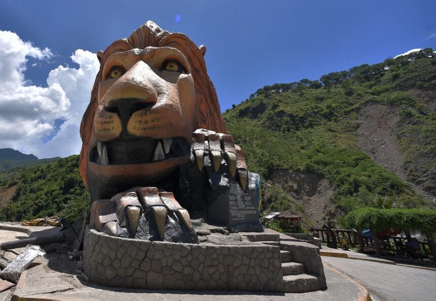 Motorists traveling to, from Baguio advised to avoid Kennon Road