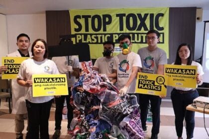 Poll tarpaulins contain chemicals hazardous to humans