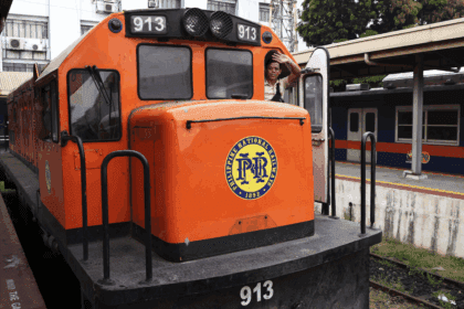 Train hits and drags man to death in Camarines Sur