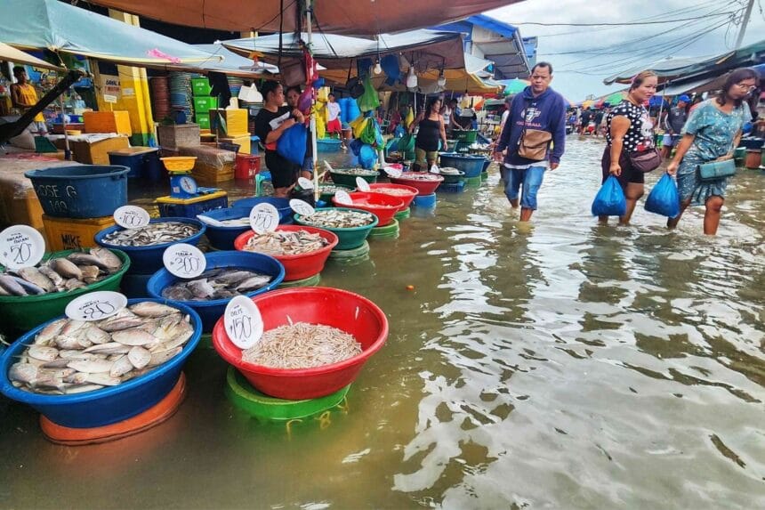 Yellow rainfall warning up in Metro Manila and 7 areas in Luzon