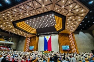 House OKs reso amending schedule, pushing first break to Oct. 11