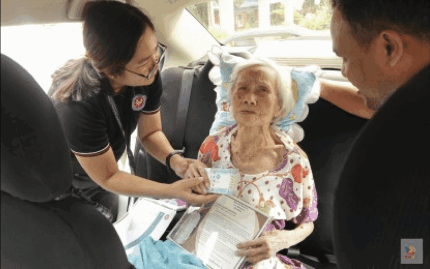 Over 8,000 senior citizens in Western Visayas receive cash gifts