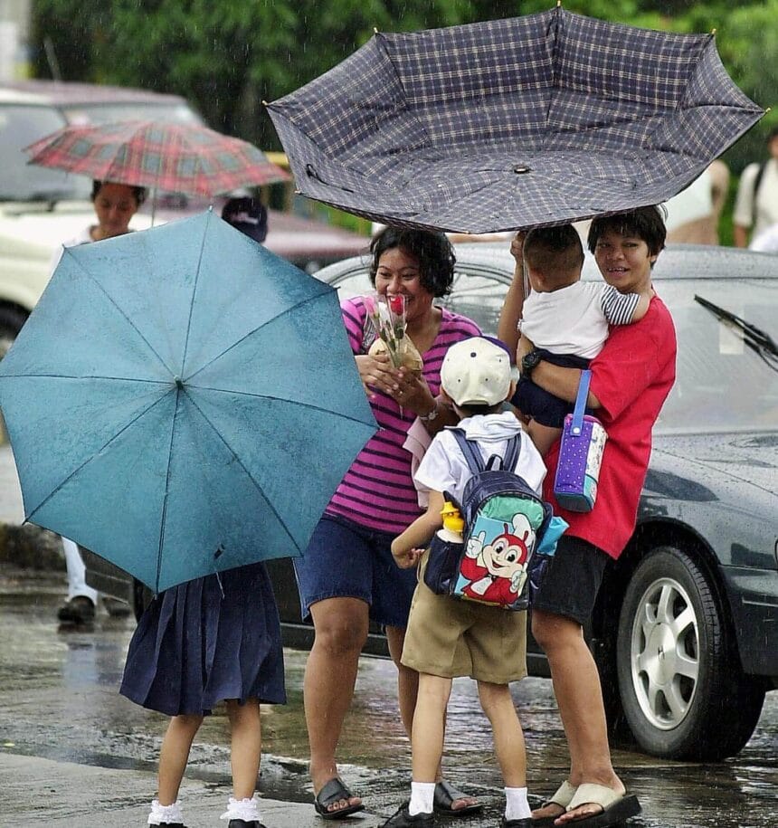 Thunderstorms to drench Metro Manila, 2 regions on Sunday
