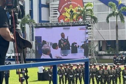 Torre shows Marcos PNP's 5-minute emergency response