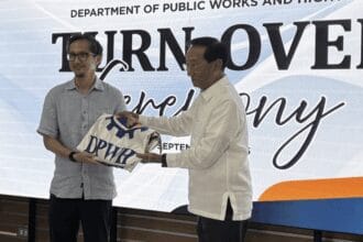 Outgoing DPWH chief says 15 flood control projects don't exist